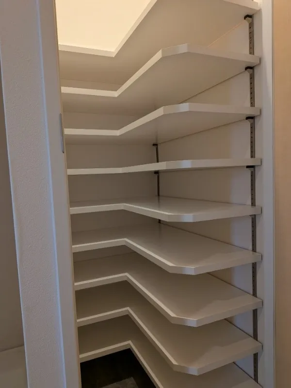 Residia Kanda - Interior - ["Shelving", "Shelf", "Interior design"]