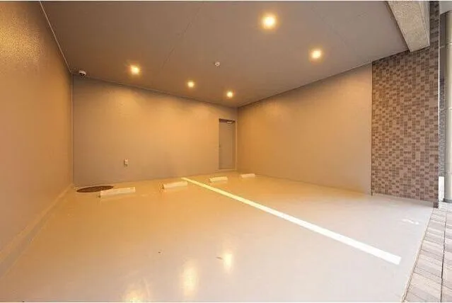 Delux Tabata - Other - ["Ceiling", "Light", "Property"]