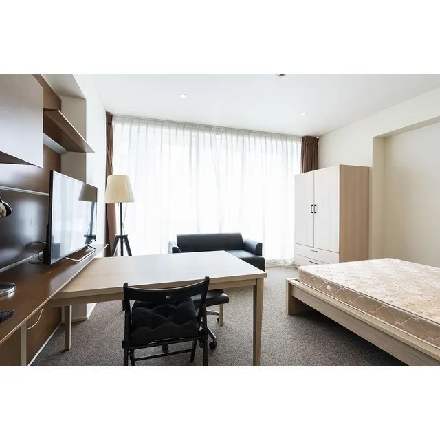 Frontier Residence The Tower Shinagawa - Interior - ["Furniture", "Building", "Table"]