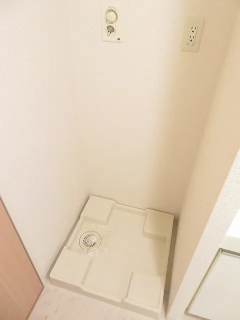 Esty Maison Oshima - Interior - ["Wall", "Wood", "Ceiling"]