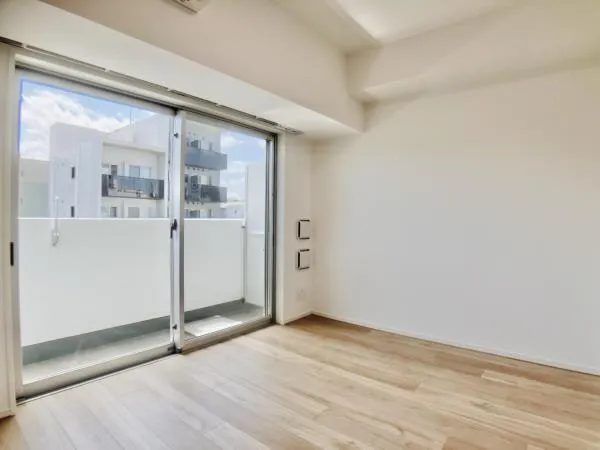 PREMIUM CUBE Ueno - Interior - ["Building", "Fixture", "Wood"]