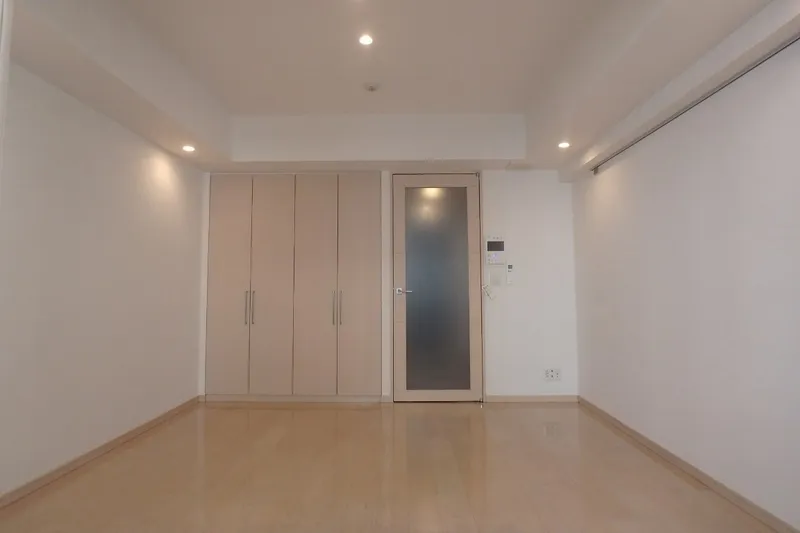 Doue Nihonbashi - Interior - ["Flooring", "Wood", "Floor"]