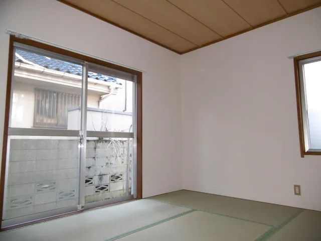 Chestnut Villa - Interior - ["Wood", "Flooring", "Floor"]