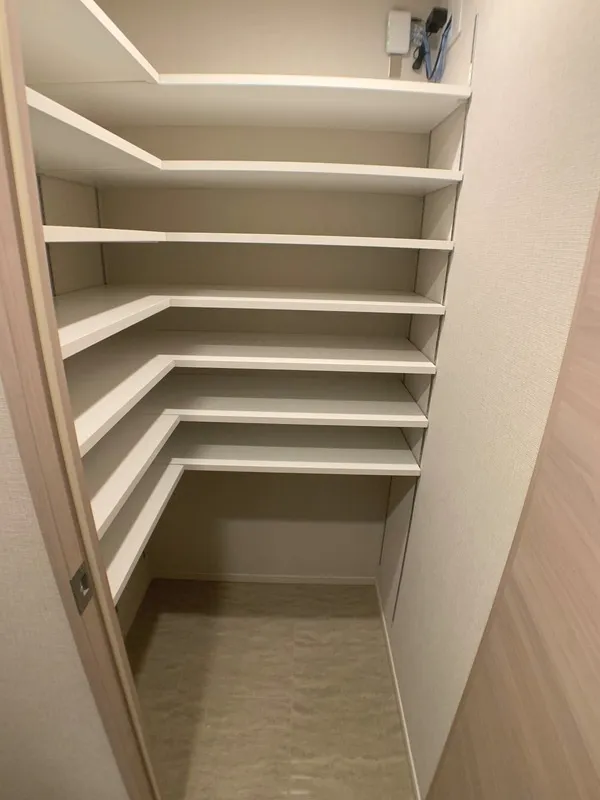Prime Urban Asakusa Terrace - Interior - ["Flooring", "Composite material", "Ceiling"]