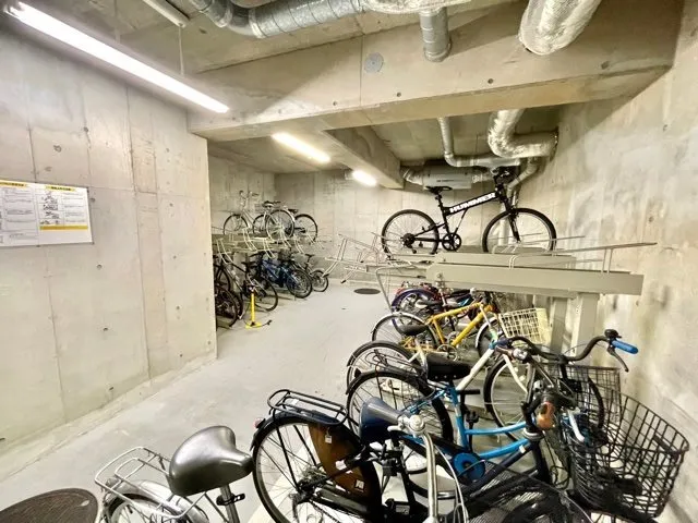 Residia Tower Nogizaka - Other - ["Bicycle", "Wheel", "Tire"]