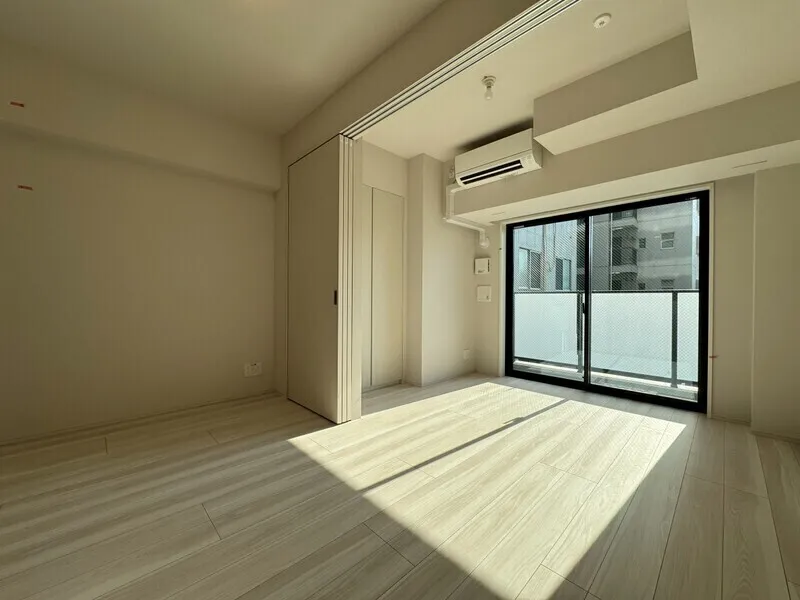 Lumiec Kinshicho - Interior - ["Flooring", "Floor", "Ceiling"]