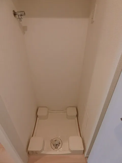 TLR Residence Otorii - Interior - ["Floor", "Tile Flooring"]