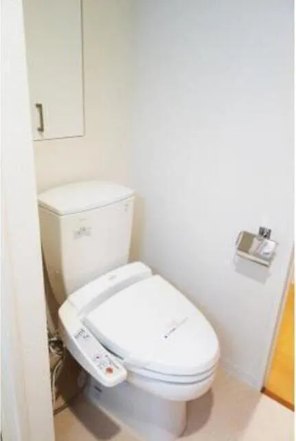Park Axis Moto-Asakusa Stage - Interior - ["Toilet", "Toilet seat", "Property"]