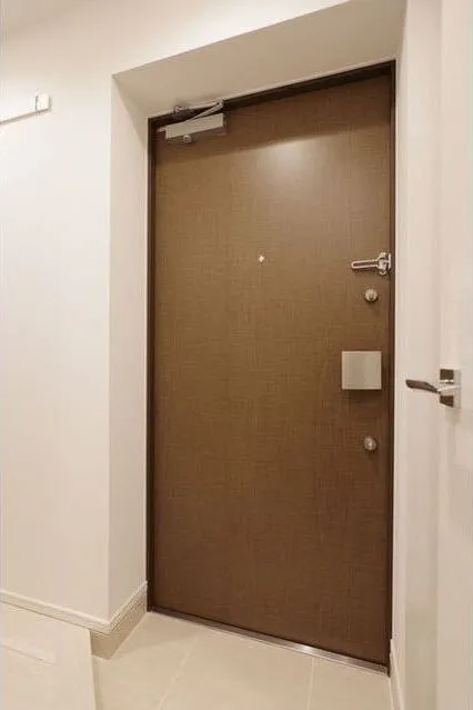 SUNIVAS Iidabashi - Interior - ["Door", "Fixture", "Handle"]