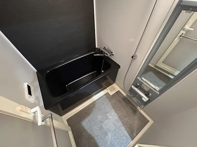 Shiba Park Apartment - Interior - ["Fixture", "Flooring", "Floor"]