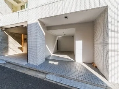Cabin Arena Minami Aoyama - Other - ["Composite material", "Apartment", "Concrete"]