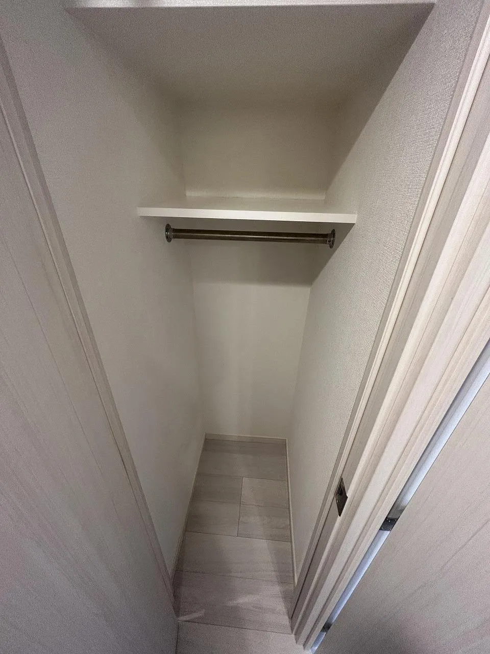 Gran Casa Ueno Iriya - Interior - ["Fixture", "Wood", "Composite material"]