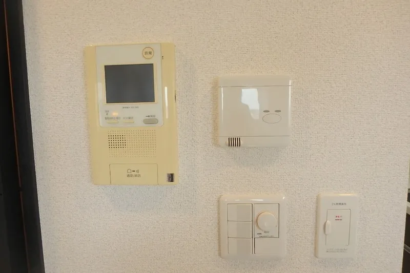 Cross Residence Kamata - Interior - ["Electronic device", "Technology", "Machine"]