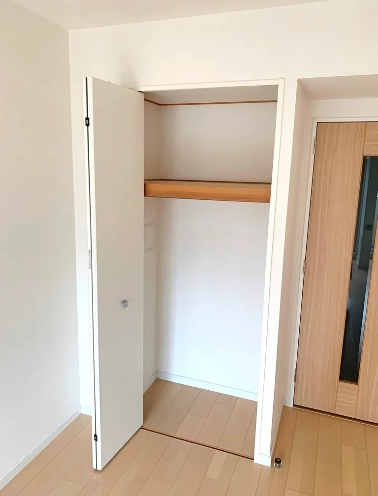 Regalo Ochanomizu I - Other - ["Wall", "Wood", "Flooring"]