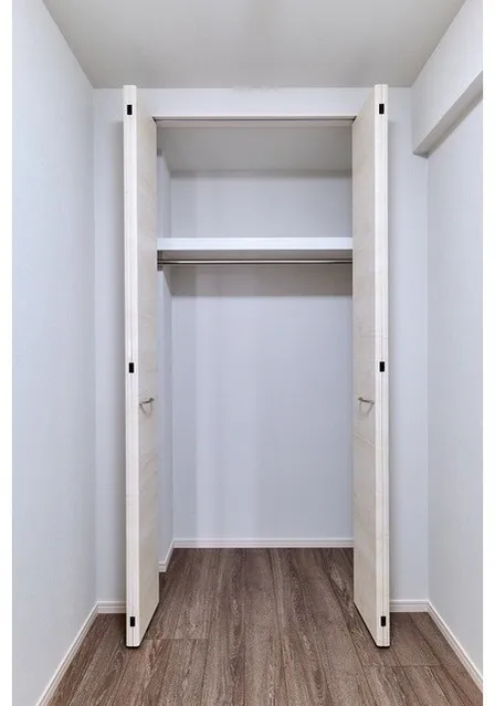 Gran Casa Hikifune II - Interior - ["Flooring", "Wood", "Floor"]