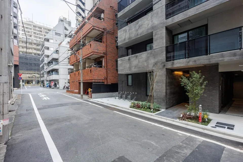 Hmlet Shinjuku Gyoenmae II - Exterior - []