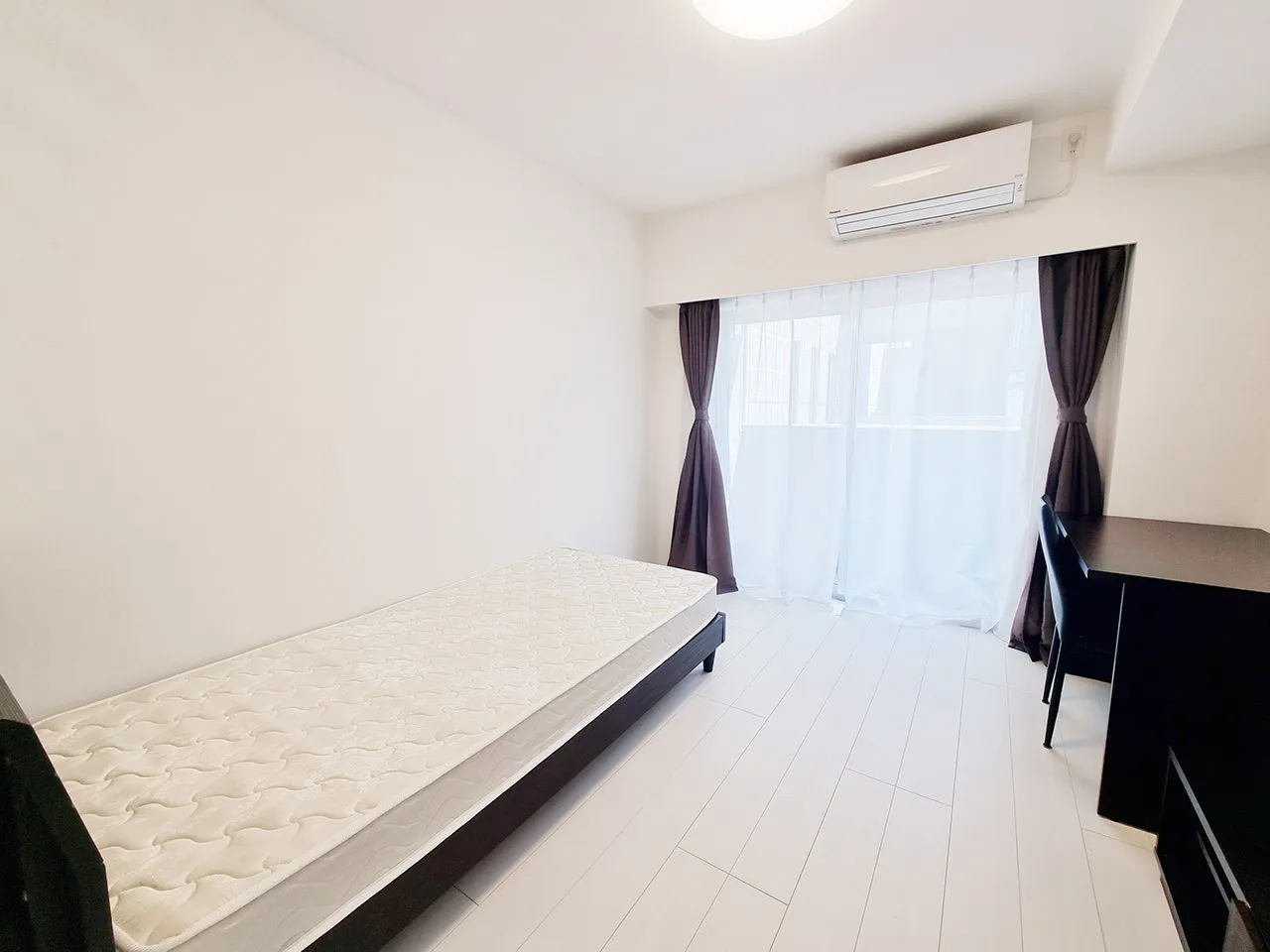 Mynavi Stay Osaki 2 - Interior - ["Flooring", "Wood", "Floor"]