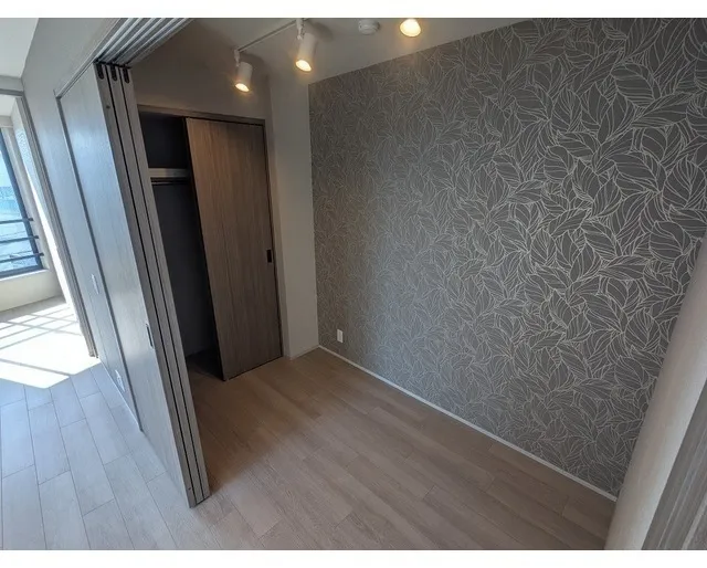 Grande Ikebukuro Honcho - Interior - ["Flooring", "Wood", "Floor"]