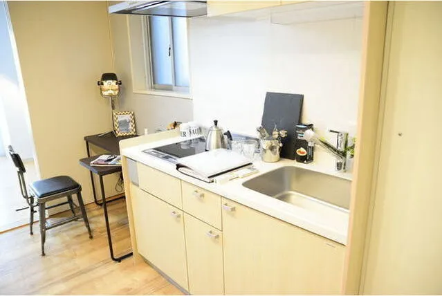 Verde Higashi Nihonbashi - Interior - ["Tap", "Kitchen sink", "Cabinetry"]