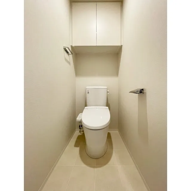 Comforia Live Sugamo - Interior - ["Toilet seat", "Plumbing fixture", "Toilet"]