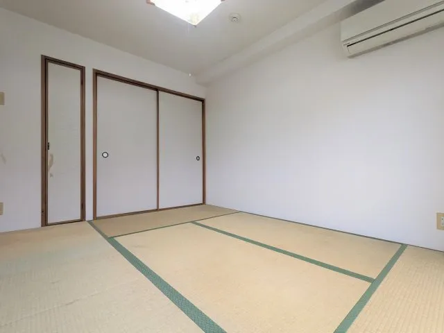 YKB Sakuradai - Interior - ["Flooring", "Floor", "Wood"]