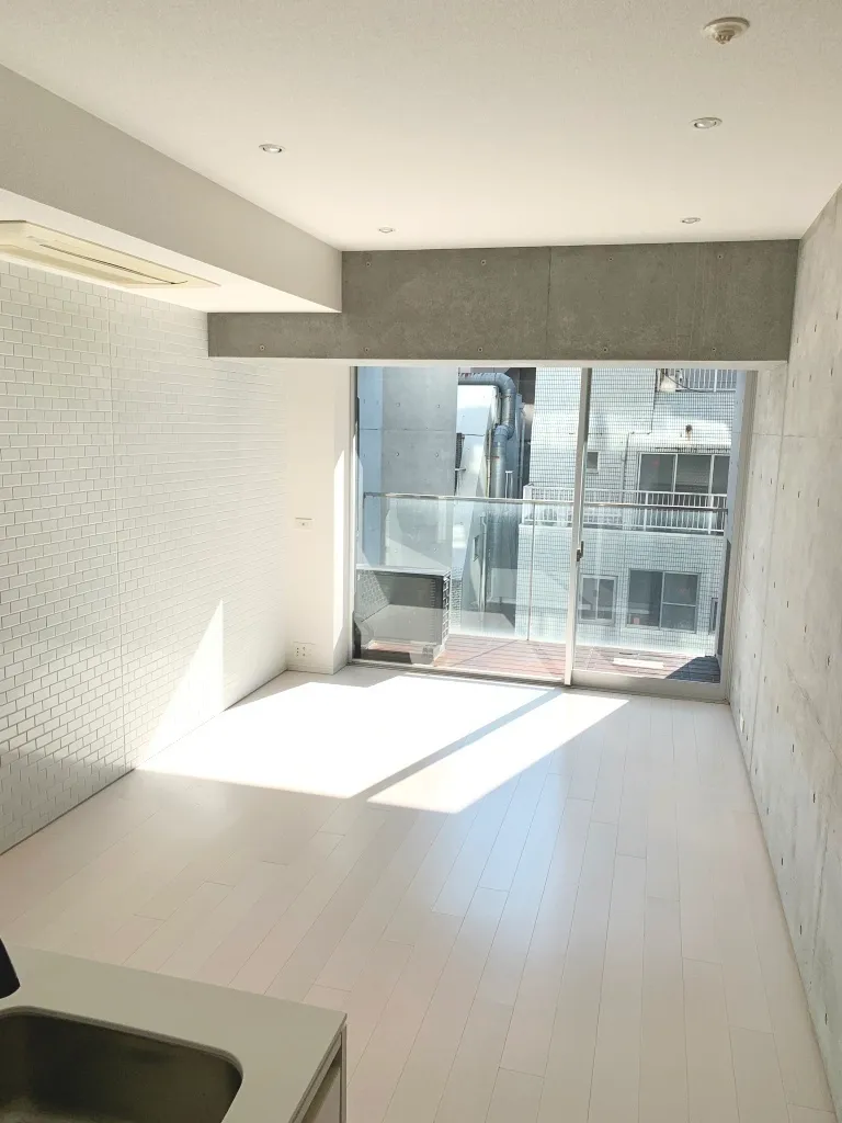 Arden Shiba Park - Interior - ["Flooring", "Floor", "Ceiling"]