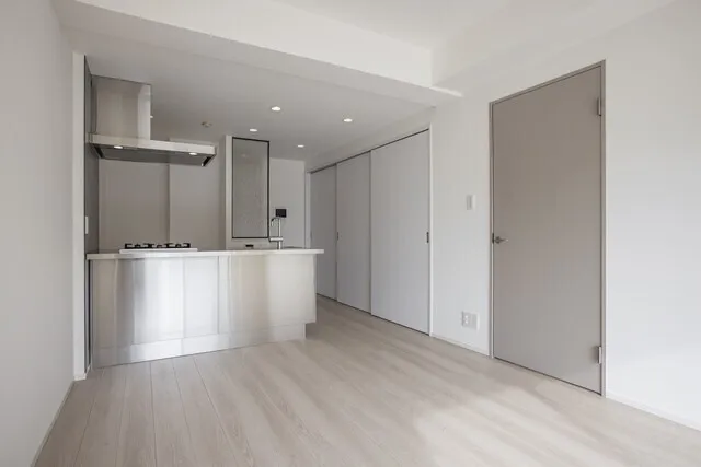 Residence Shibuya Tomigaya - Interior - ["Floor", "Flooring", "Apartment"]