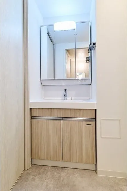 Gran Casa Oku - Interior - ["Flooring", "Interior design", "Floor"]