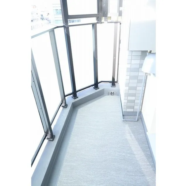 BPR Residence Monzen-Nakacho - Interior - ["Building", "Fixture", "Stairs"]