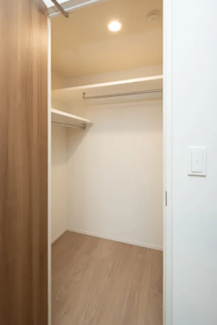 Abity Grande Kinuta - Interior - ["Flooring", "Floor", "Wood"]