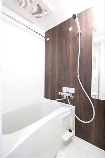 Composite Nogata - Interior - ["Plumbing fixture", "Fixture", "Building"]