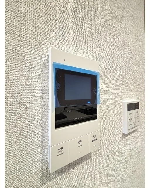 Due Hikifune II - Interior - ["Electronic device", "Technology", "Display device"]