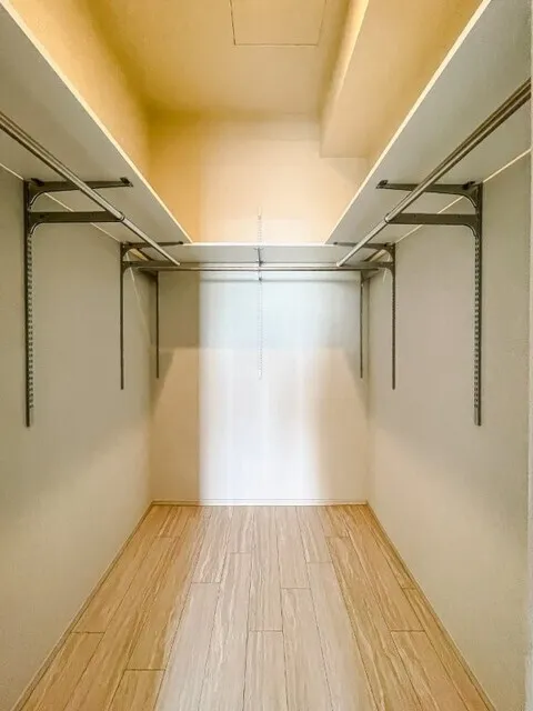 Royal Parks Ariake - Interior - ["Flooring", "Floor", "Wood"]