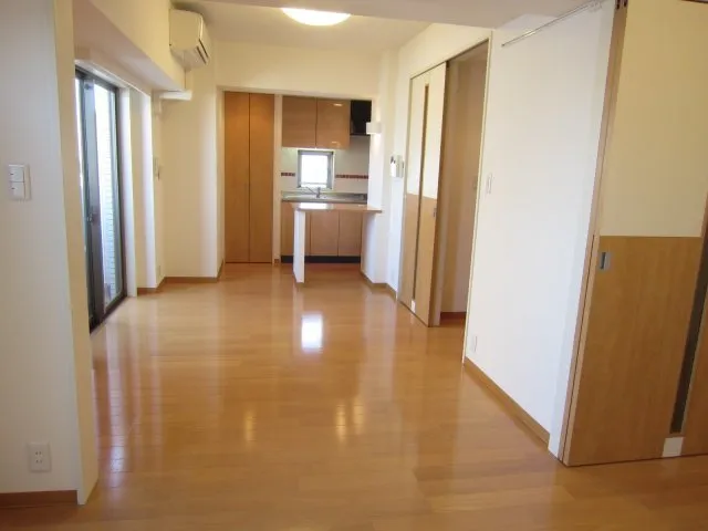 Prime Urban Itabashi Kuyakusho-mae - Interior - ["Fixture", "Wood", "Flooring"]