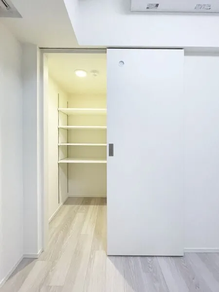 Brillia Ist Asakusa - Interior - ["Flooring", "Floor", "Wood"]