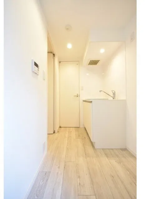 Elflora Sangenjaya - Interior - ["Building", "Wood", "Fixture"]