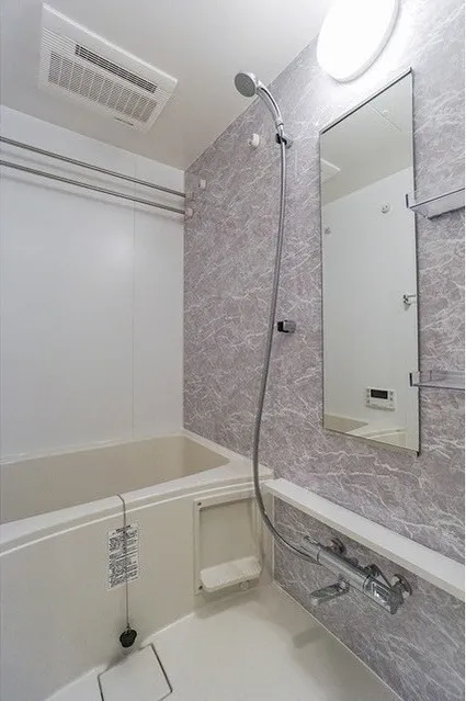 Due Kameido - Interior - ["Plumbing fixture", "Flooring", "Bathroom"]