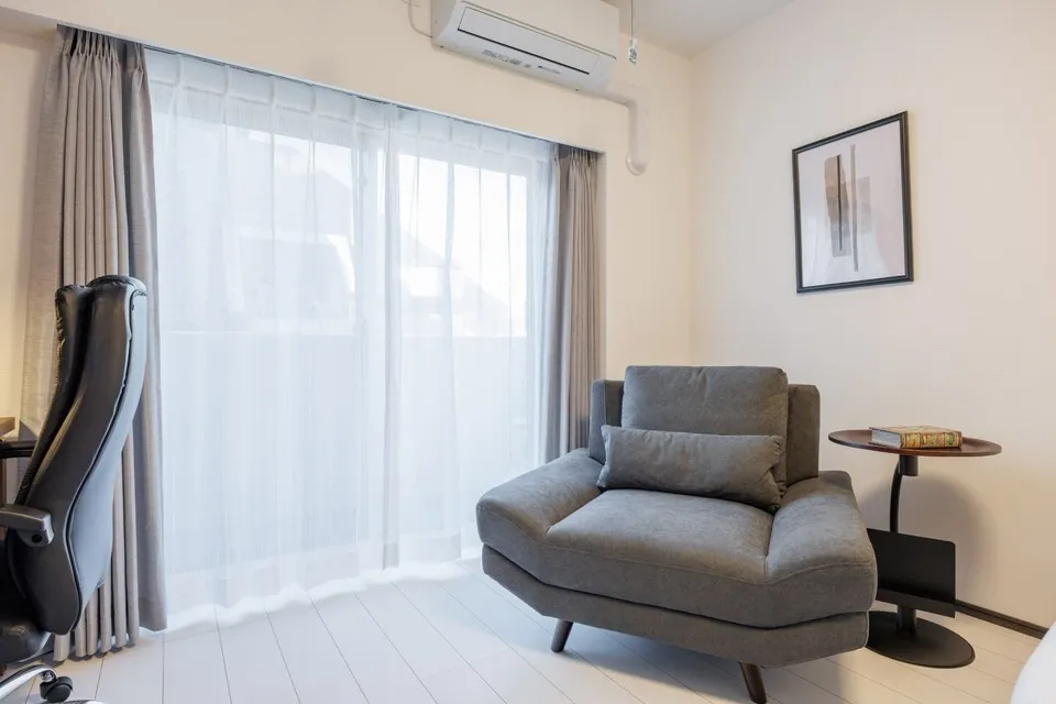 Hmlet Higashi-Shinjuku II - Interior - ["Interior design", "Furniture", "Flooring"]
