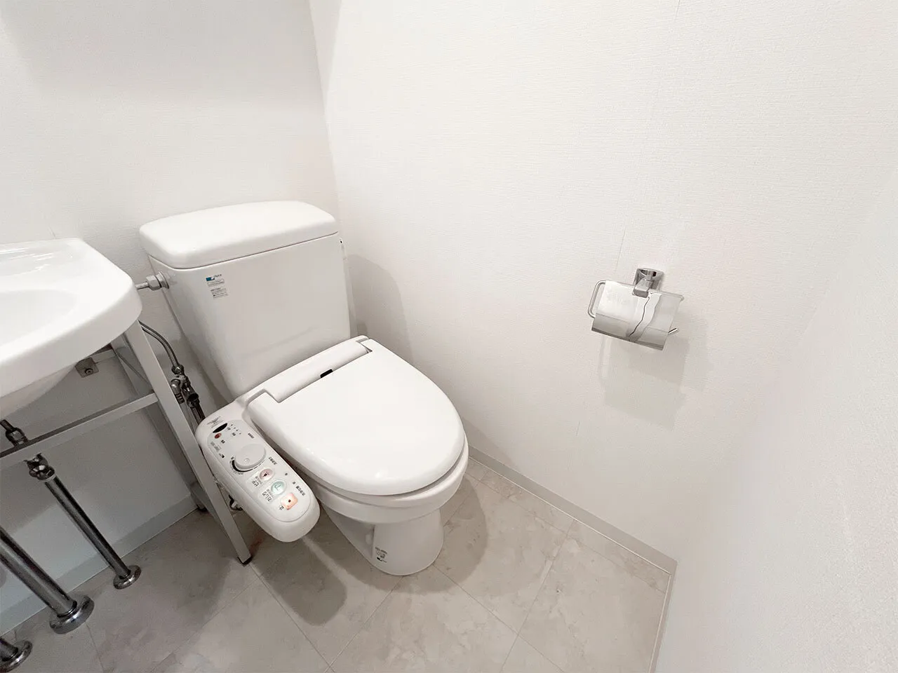 Mynavi STAY Ginza Kyobashi Stream - Interior - []