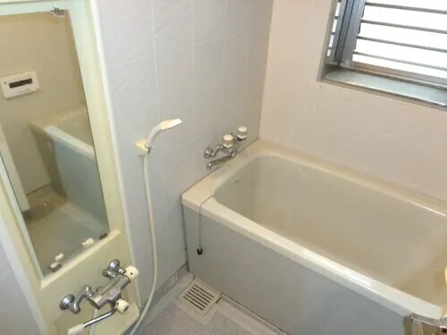 Harada Terrace - Interior - ["Plumbing fixture", "Bathroom", "Bathtub"]