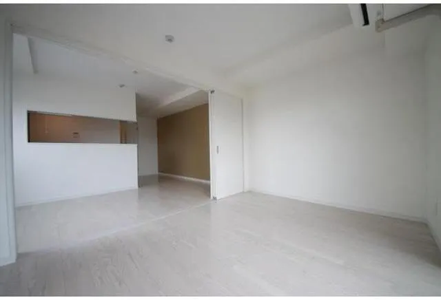 Ravient Asakusa Kototoi - Interior - ["Floor", "Flooring", "Ceiling"]