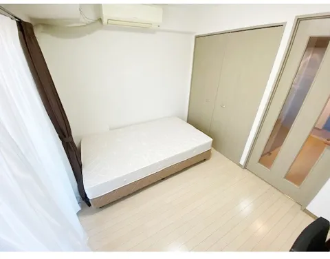 Regios Bunkyo Hakusan - Interior - ["Wood", "Flooring", "Floor"]
