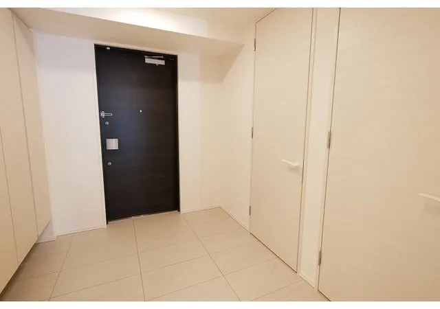Comforia Shinjuku East Side Tower - Interior - ["Flooring", "Floor", "Wood flooring"]