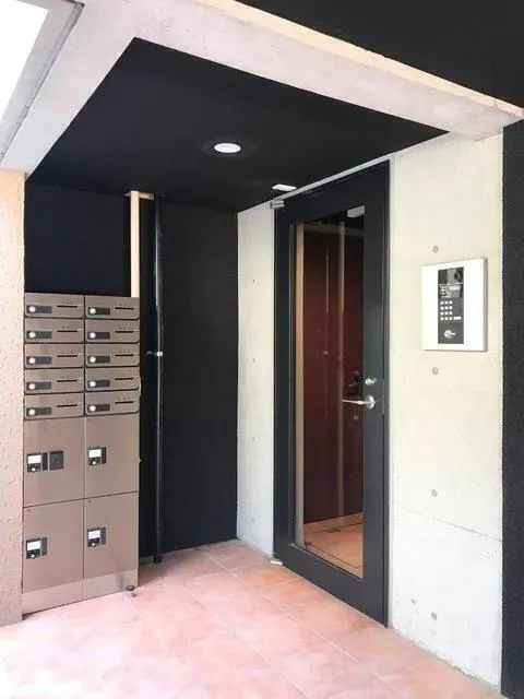 Well Square Ism Nakano Sakagami - Exterior - ["Property", "Cabinetry", "Door"]