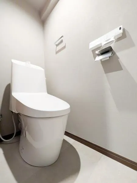 Pratique Nakano-Sakaue - Interior - ["Toilet seat", "Toilet", "Plumbing fixture"]