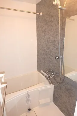 Gran Casa Minowa II - Interior - ["Bathtub", "Plumbing fixture", "Property"]