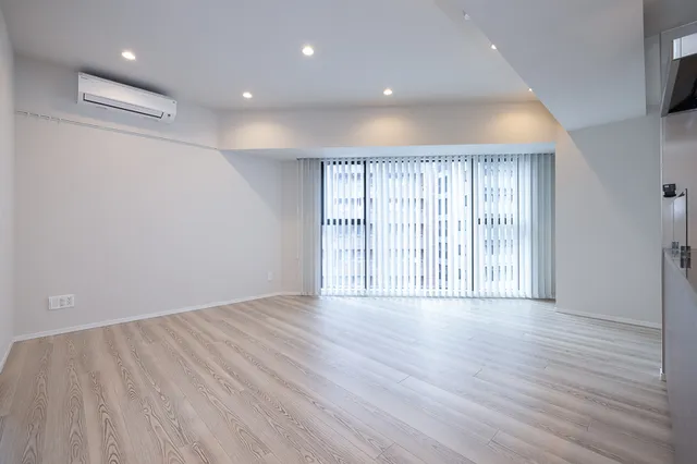 Monolith Hiroo - Interior - ["Flooring", "Ceiling", "Interior design"]