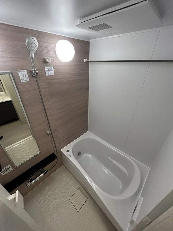 Blanchiesta Kiba - Interior - ["Plumbing fixture", "Flooring", "Bathroom"]