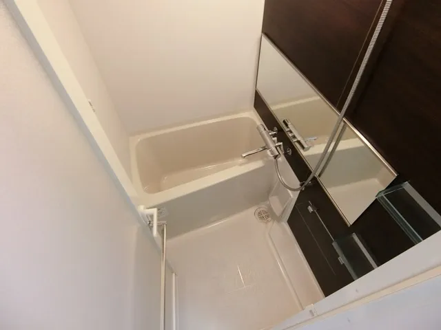 TLR Residence Otorii - Interior - ["Flooring", "Floor", "Plumbing fixture"]