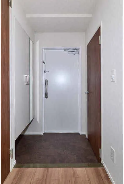 Alpha Prime Toyocho - Interior - ["Flooring", "Wood", "Floor"]